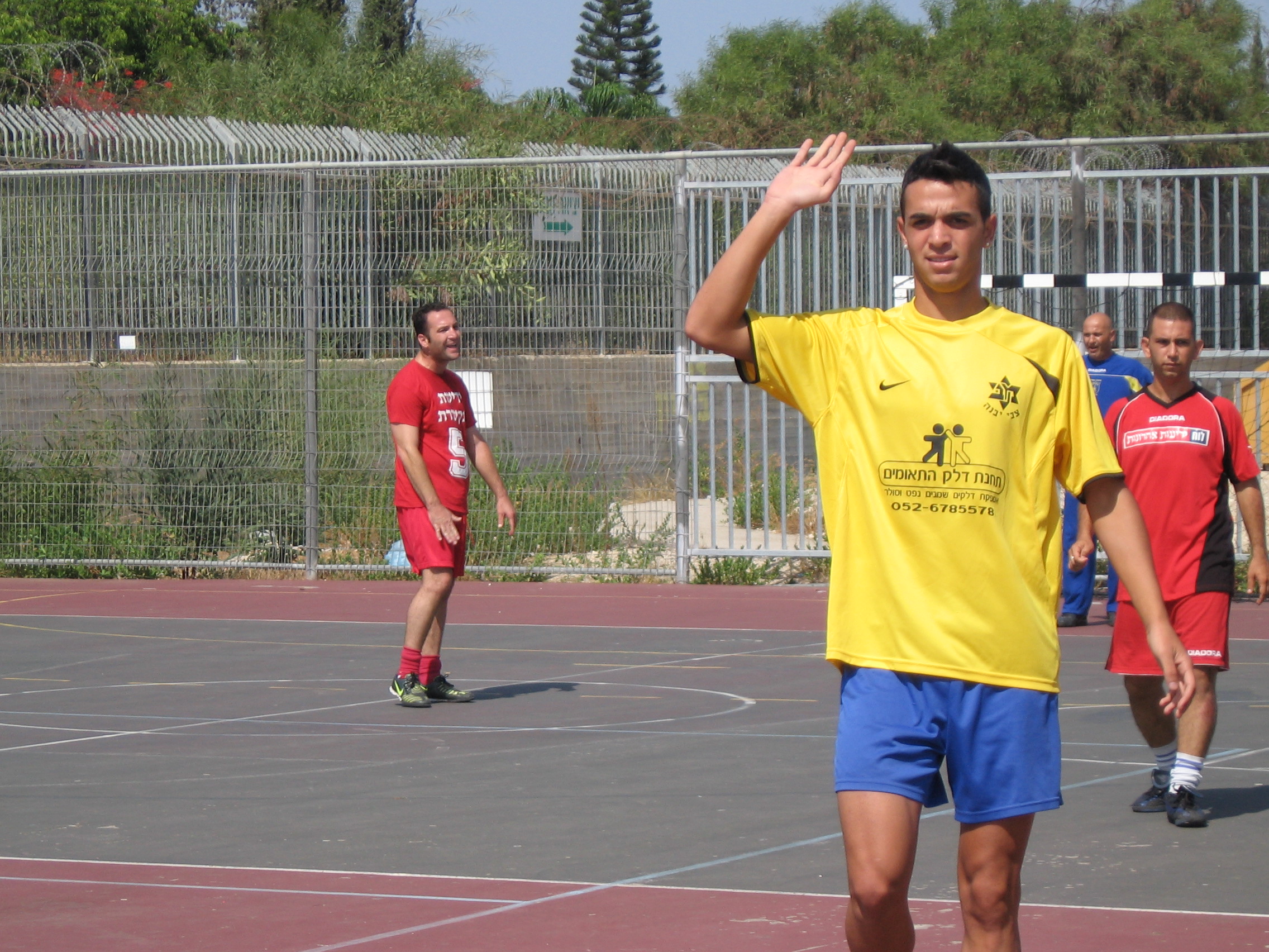 אודות המתקנים